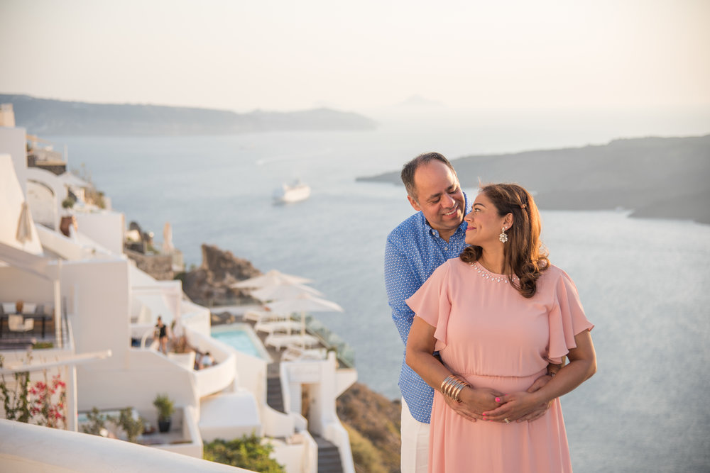 Flytographer: Ioannis in Santorini